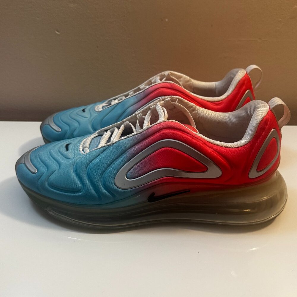 Women's Nike Air Max 720 Pink Sea - Picture 2 of 4